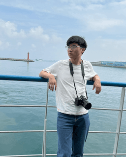 A profile image of ๆ้้ฅ